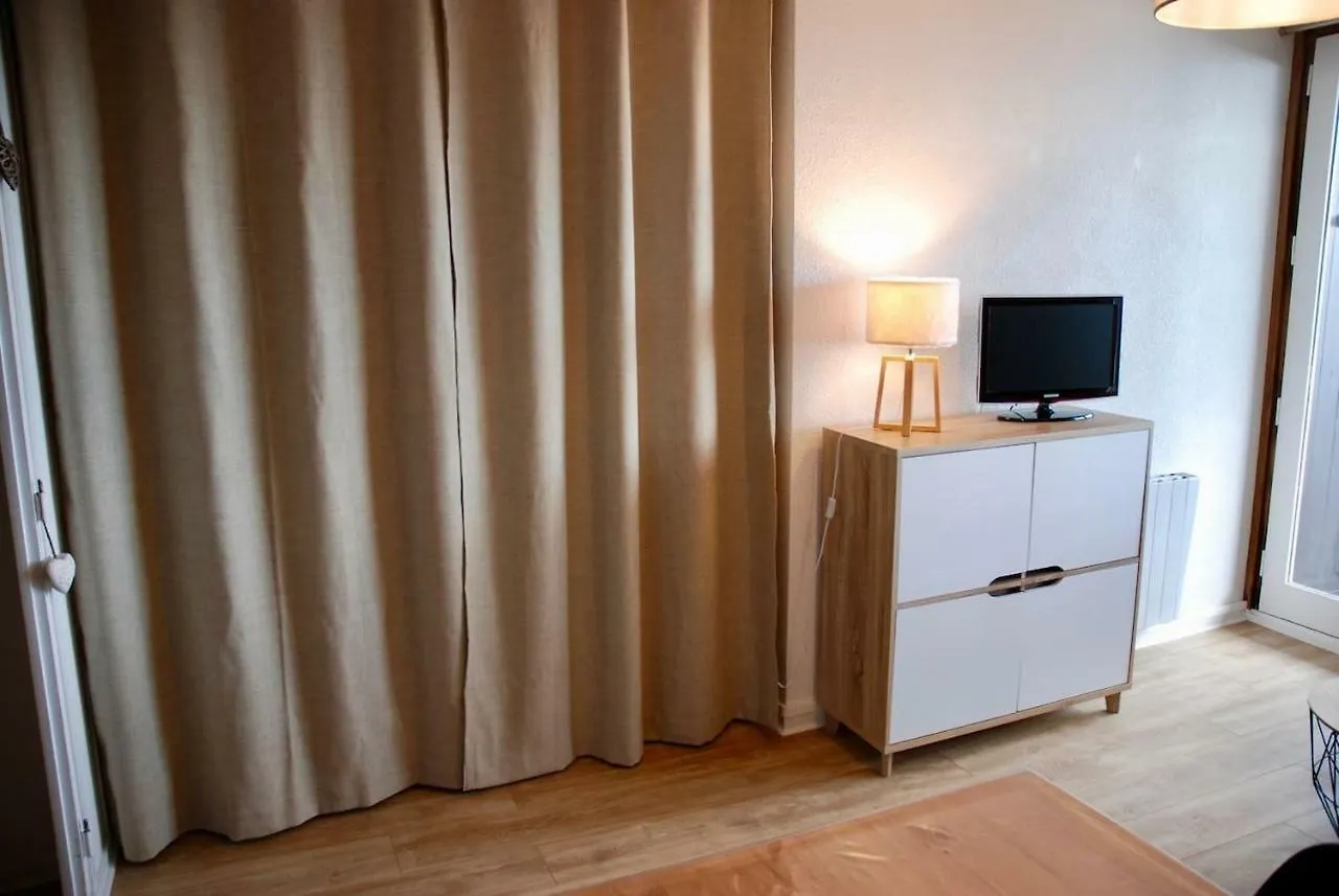 Charmant Studio Cabine Cosy A 100 M Des Pistes Chamrousse
